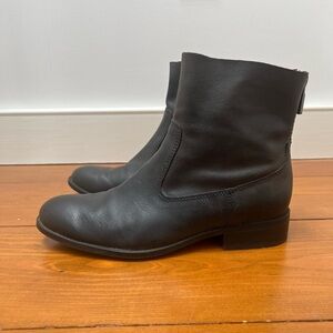 Adam Tucker by Me Too Black Leather Ankle Boots